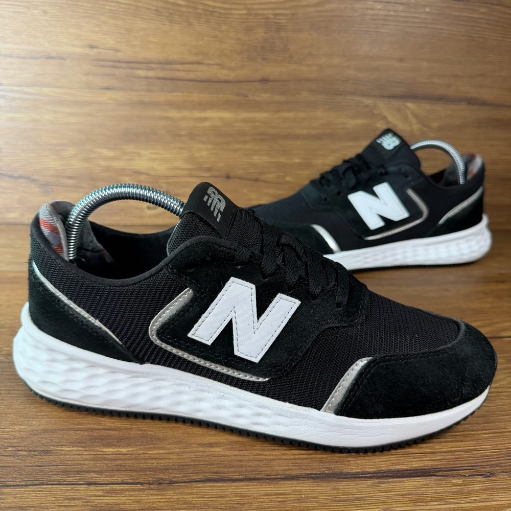 New Balance Fresh Foam X-70 Womens Black Suede Athletic Shoes Size‎ 10B Sneakers